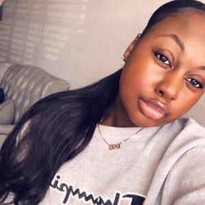 Meet your Posher, Janessa